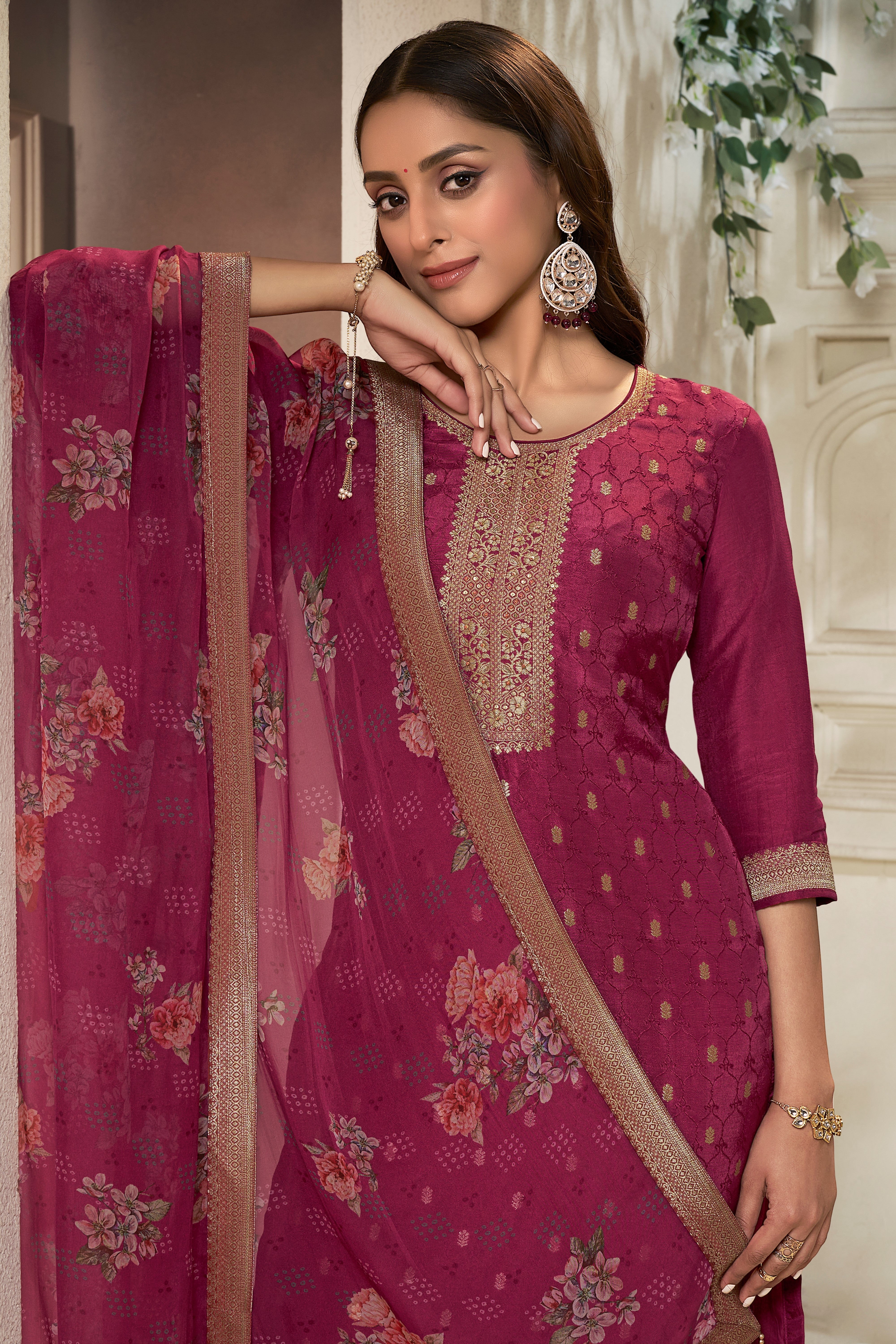 Designer Red Jacquard weave Dola Silk Kurta Suit Set