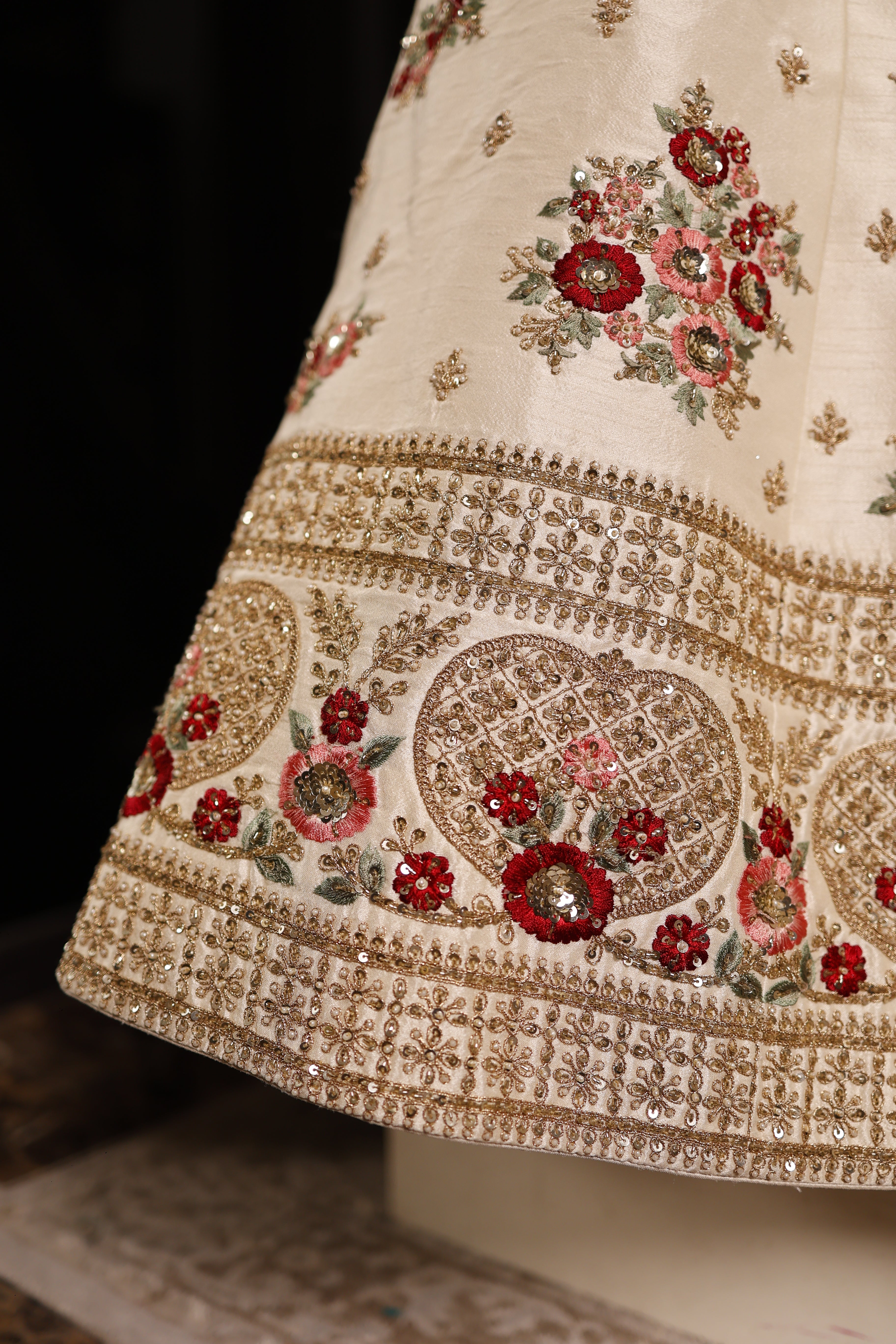 Designer Off White Raw Silk Party Wear Lehenga