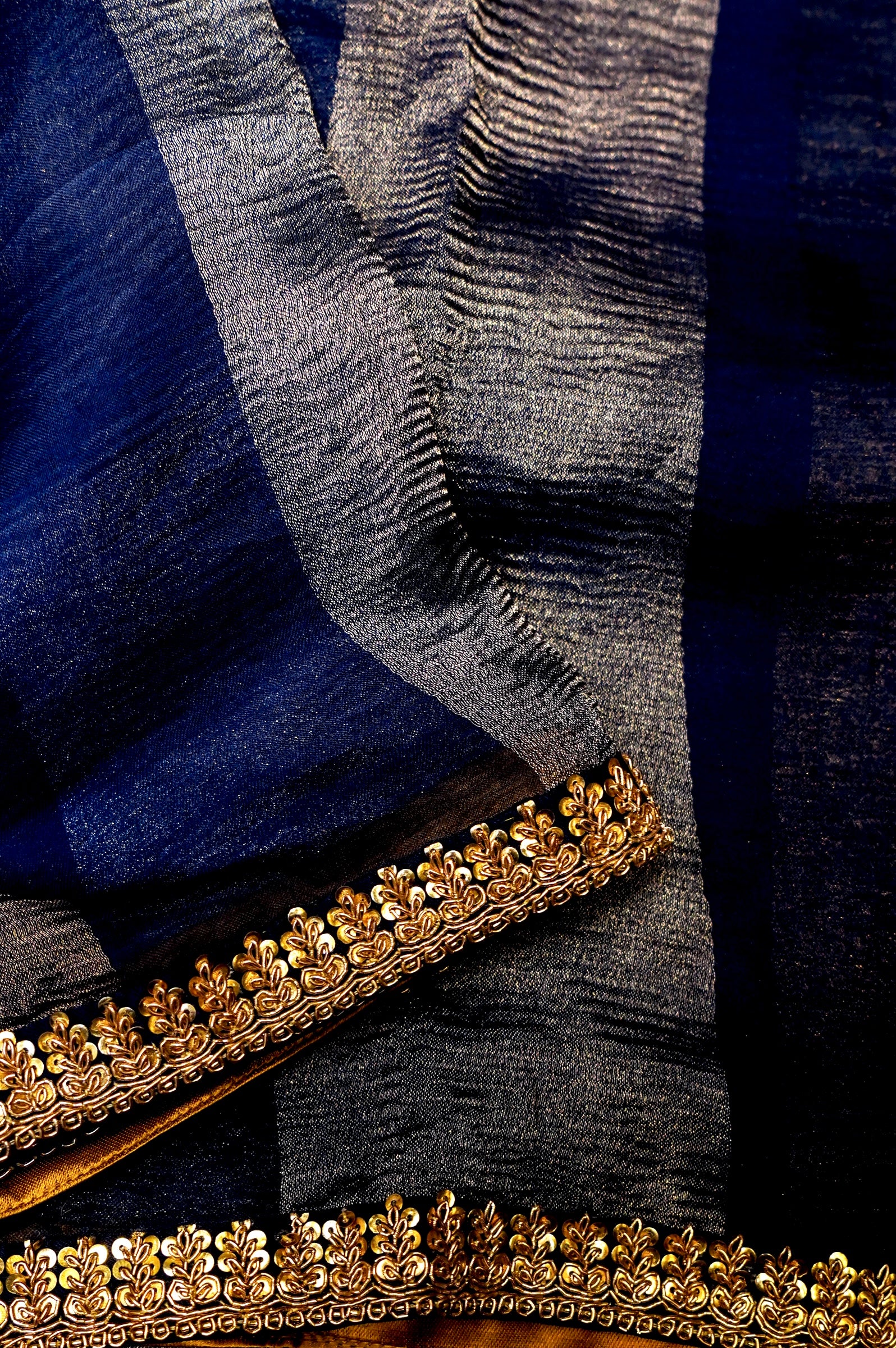 Handwoven Navy Blue Designer Organza Saree