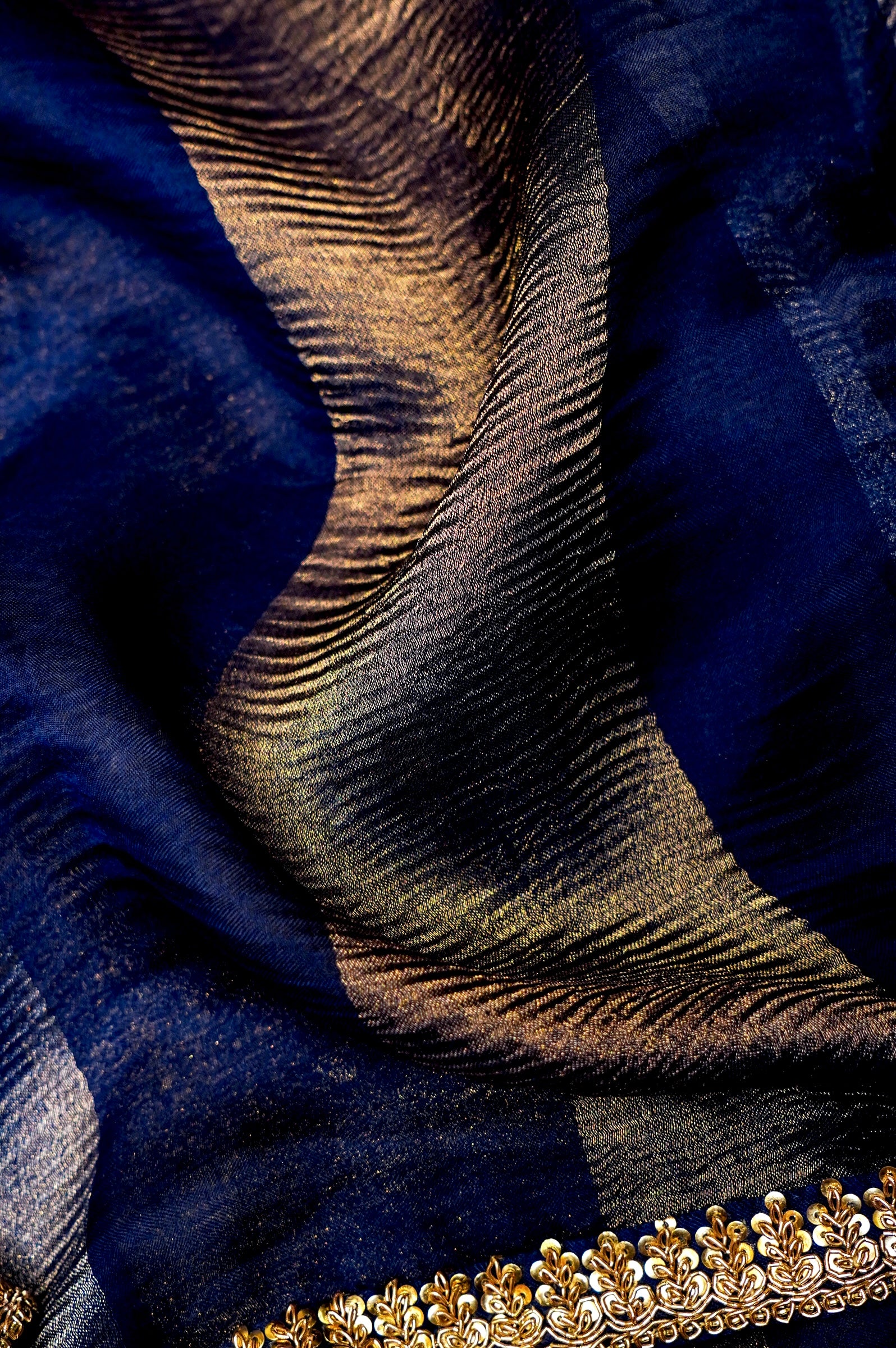 Handwoven Navy Blue Designer Organza Saree