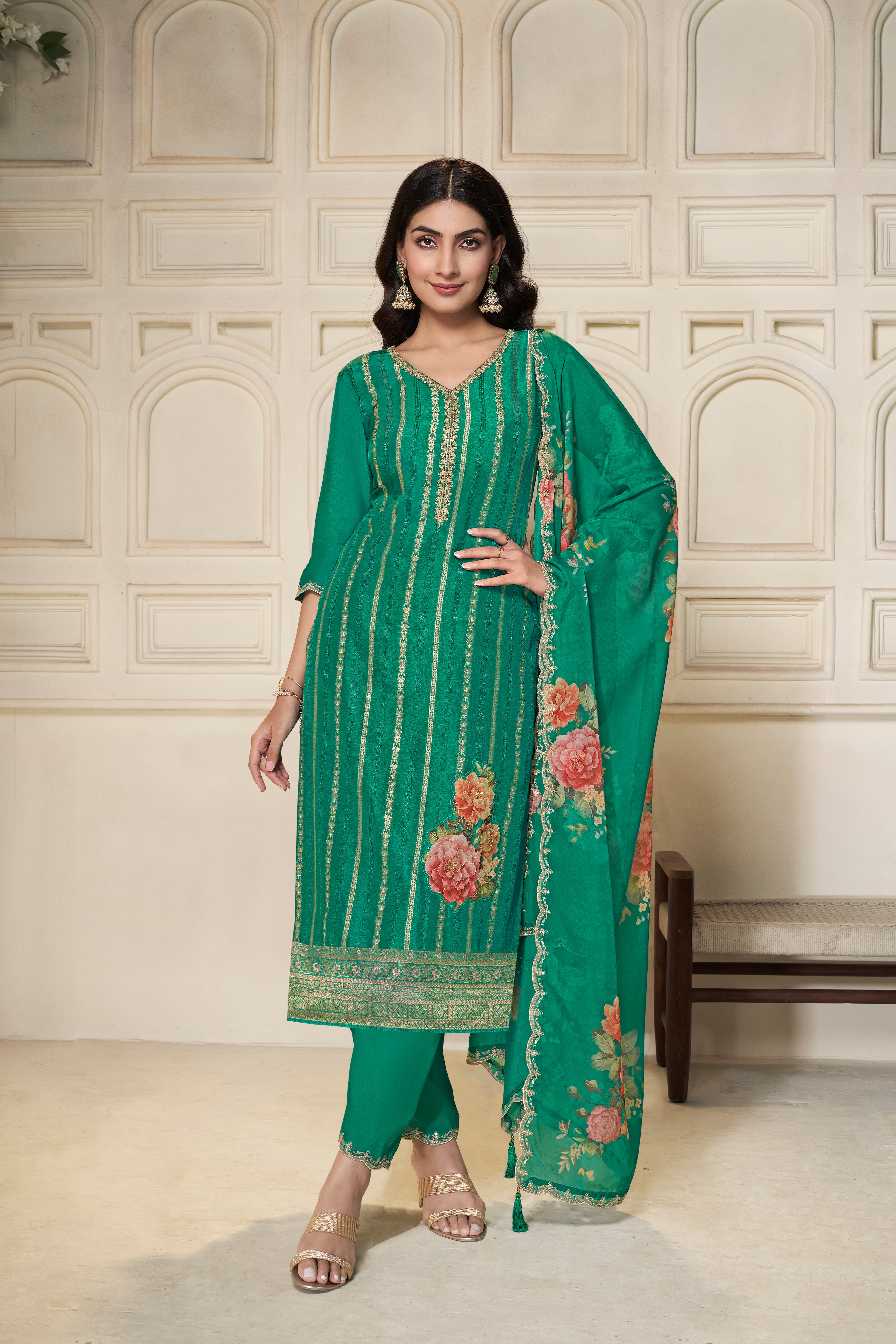Designer Green Jacquard Weave Dola Silk Kurta Suit Set
