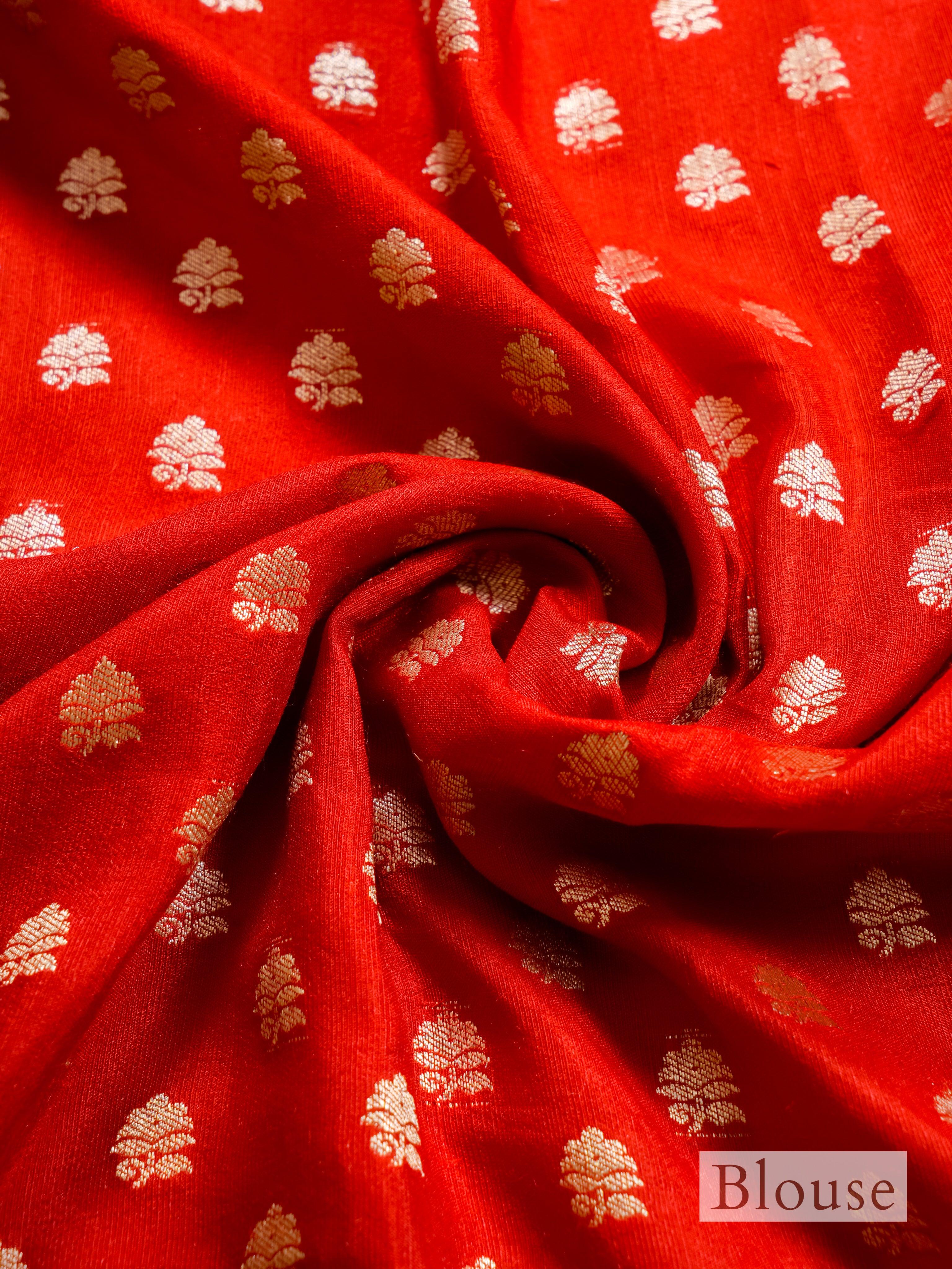 Handwoven White Banarasi Linen Tissue Silk Saree - Sumangal Ekam