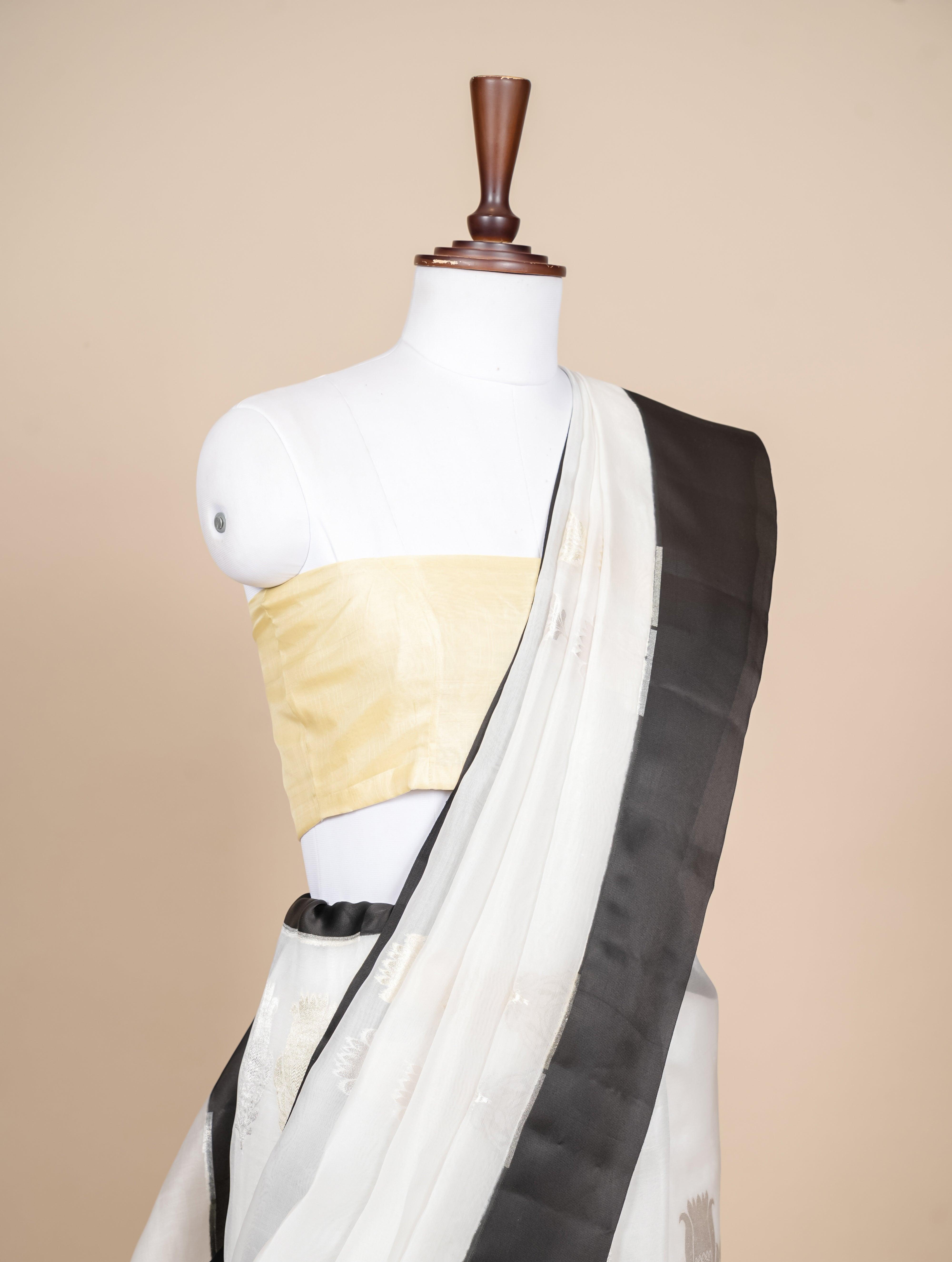 Handwoven White Banarasi Organza Silk Saree - Sumangal Ekam