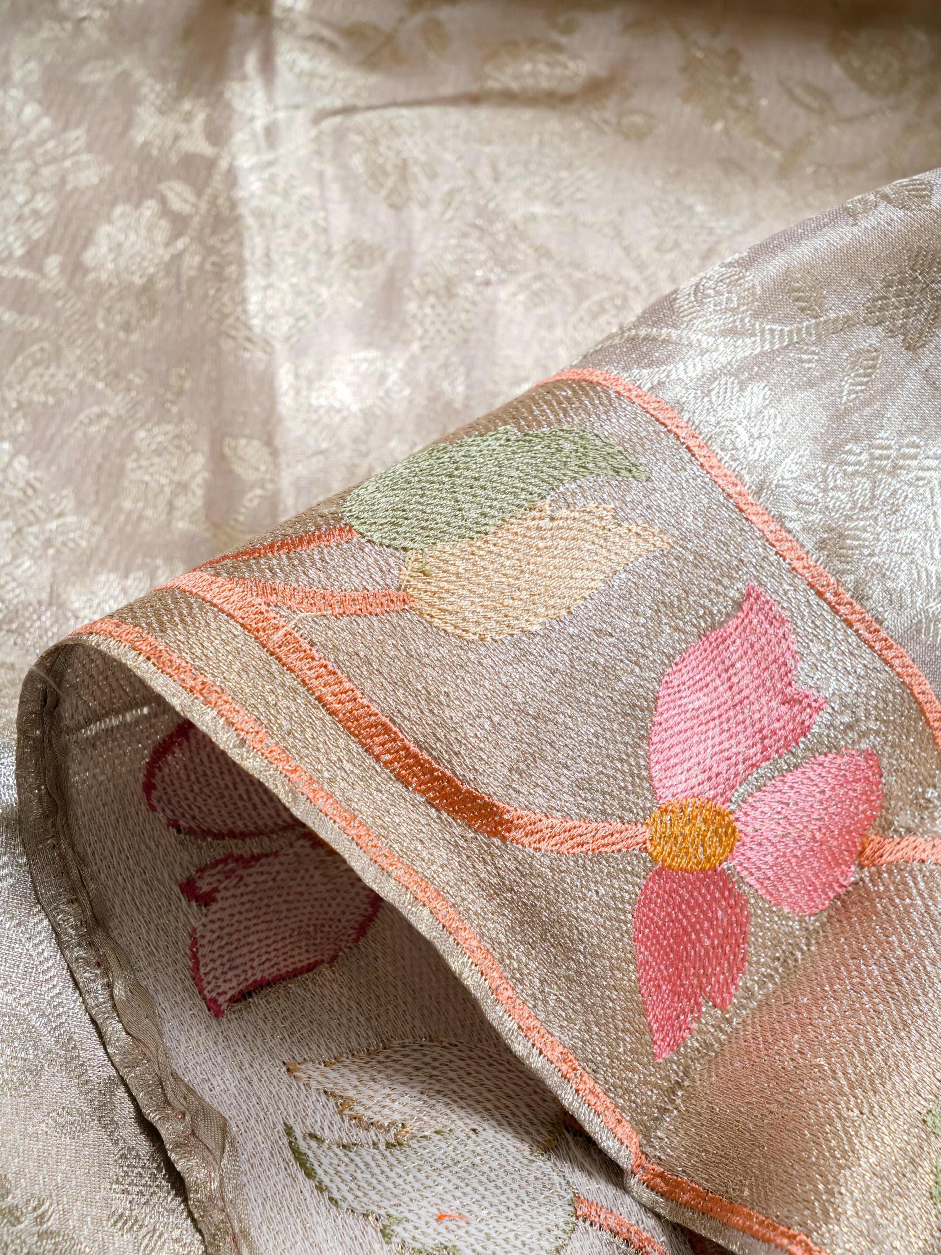 Handwoven Silver Banarasi Tissue Silk Saree - Sumangal Ekam
