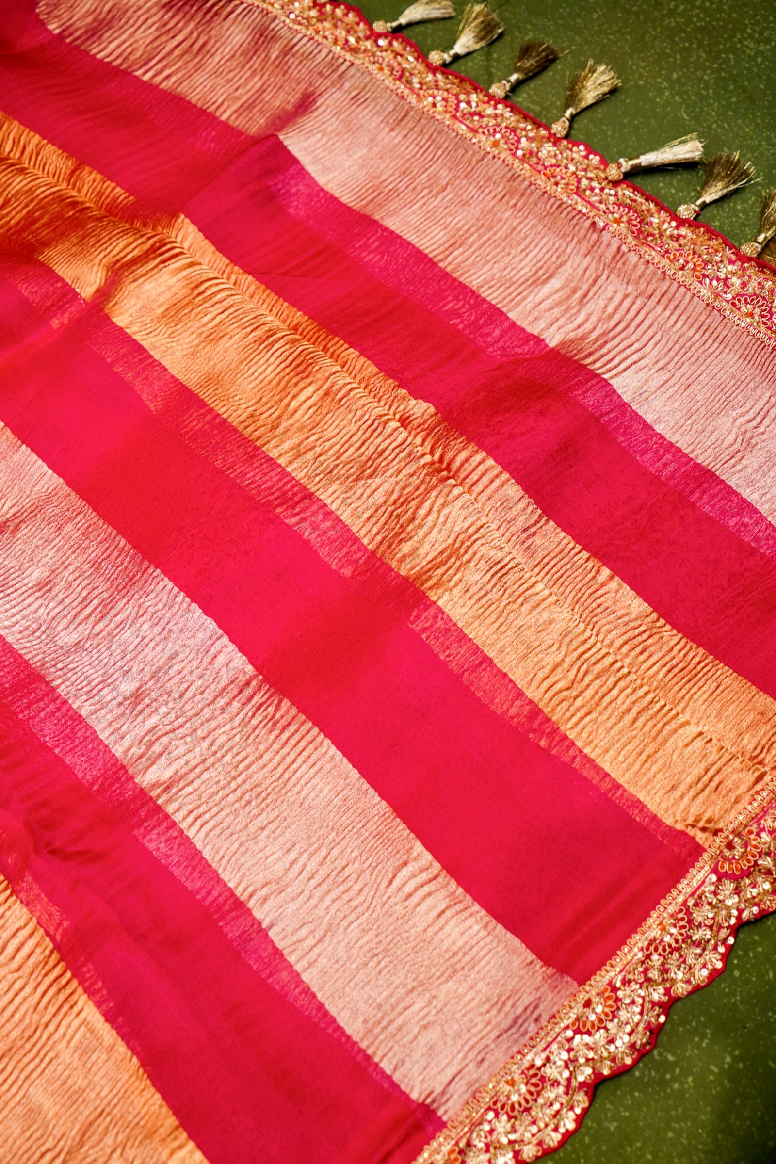 Handwoven Pink Designer Organza Saree