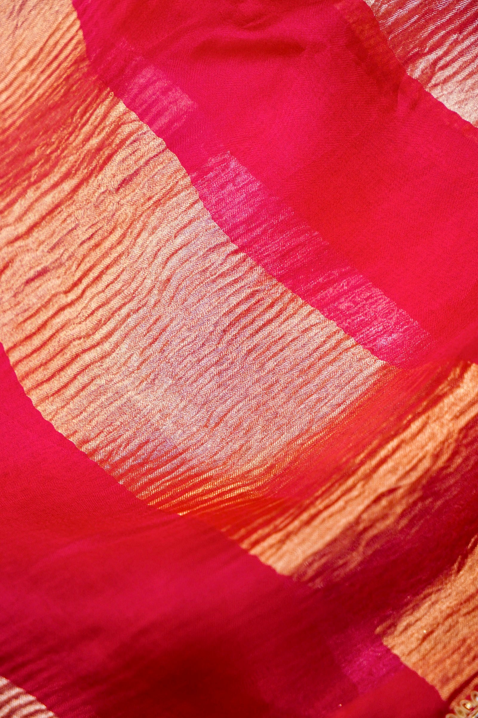 Handwoven Pink Designer Organza Saree