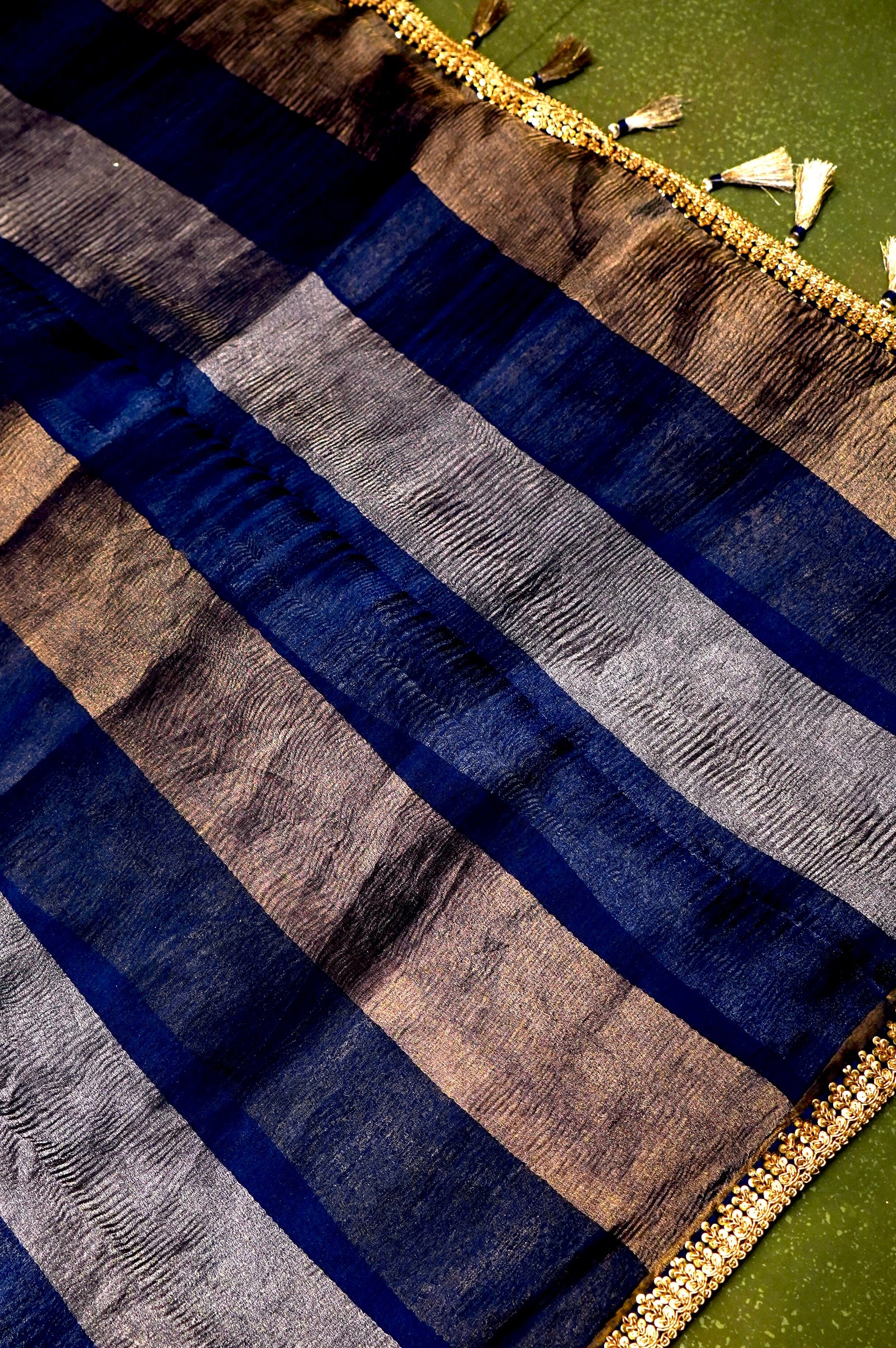 Handwoven Navy Blue Designer Organza Saree