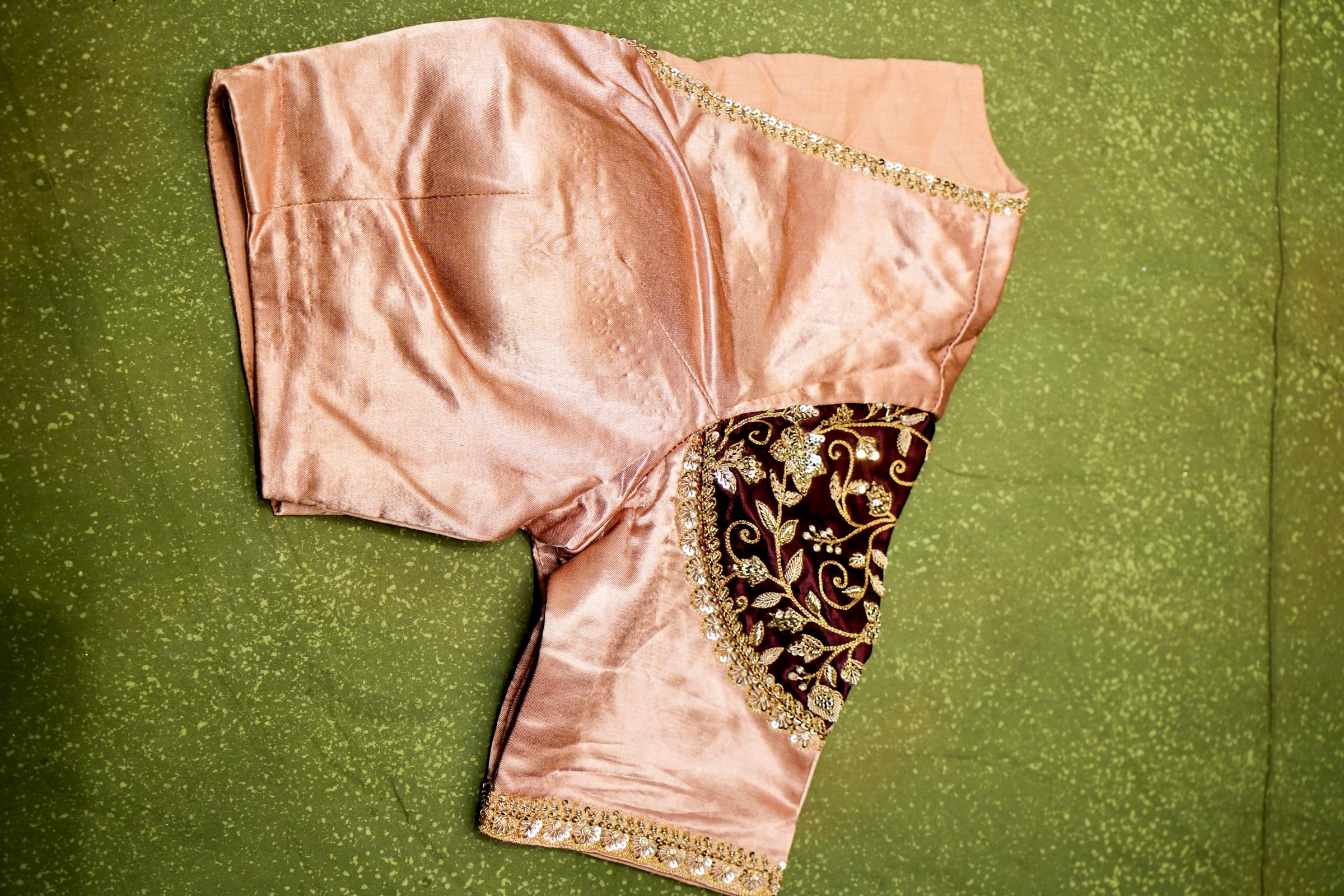 Handwoven Golden Designer Tissue Silk Saree