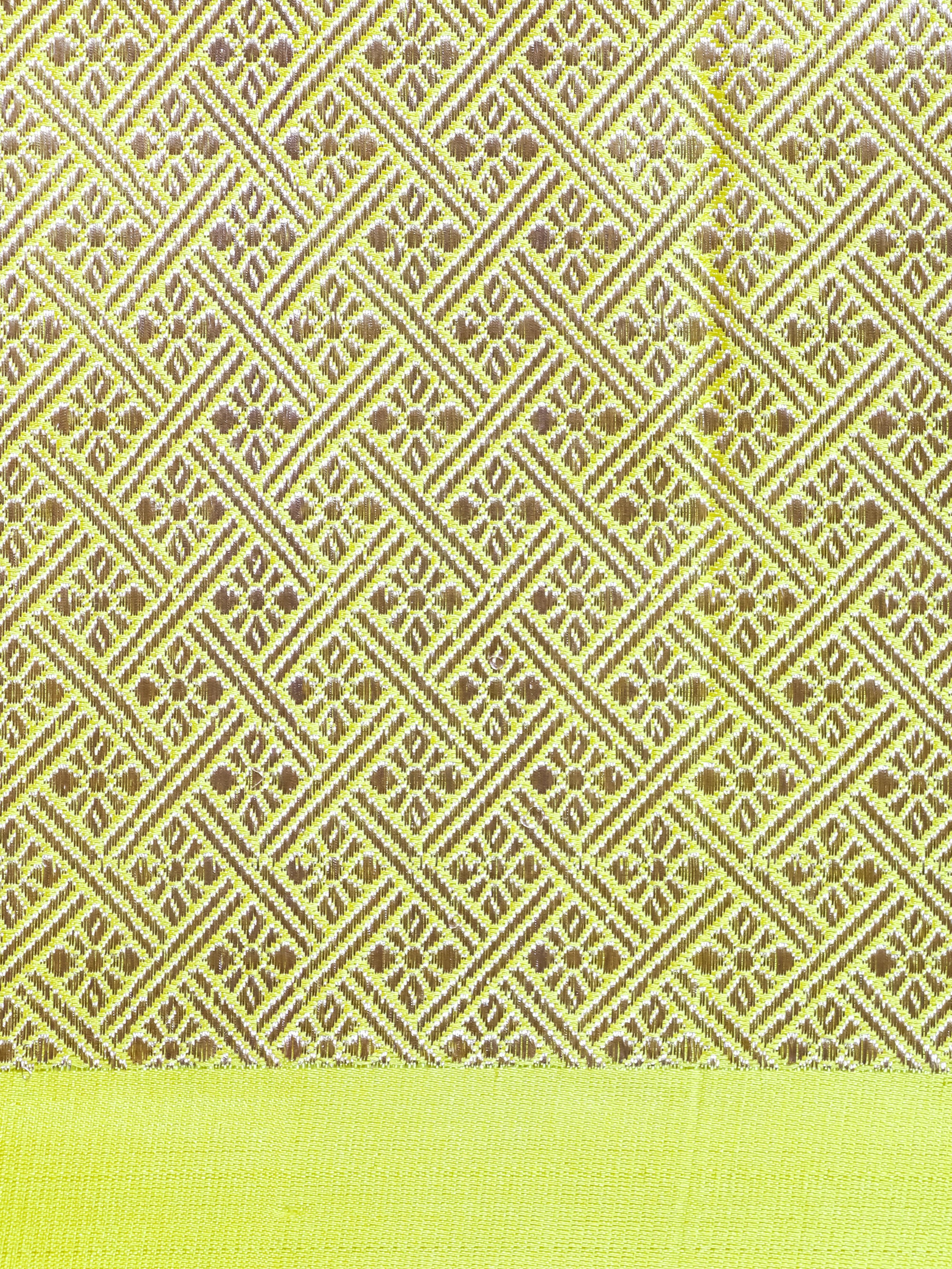 Handwoven Pink Banarasi Mashru Silk Saree - Sumangal Ekam