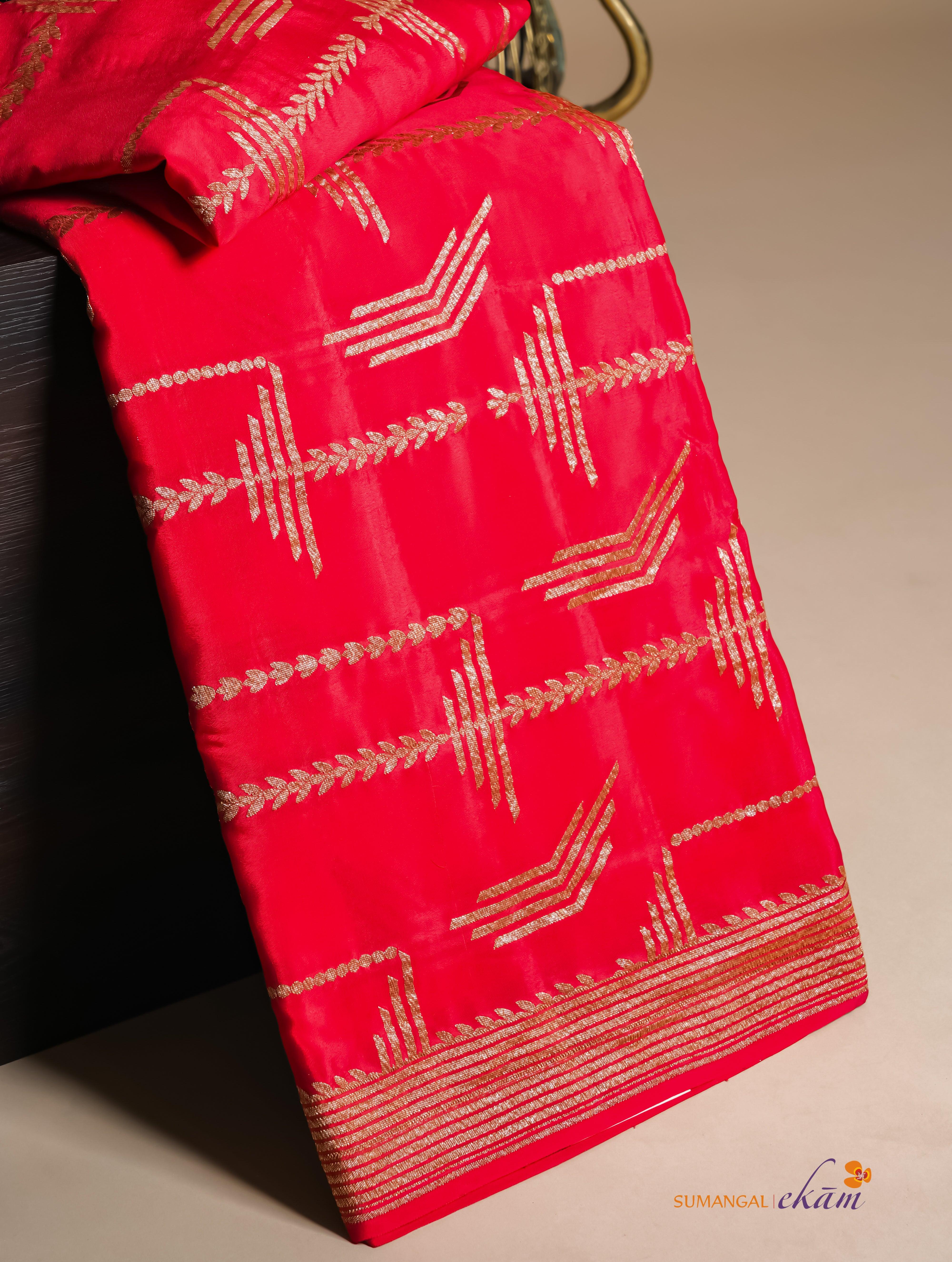 Handwoven Red Banarasi Crepe Georgette Silk Saree - Sumangal Ekam